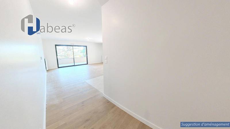 Appartement - 103 m² - 4 pièces