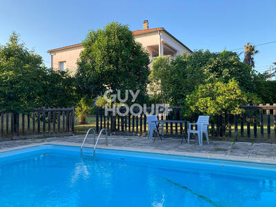 Maison - 247 m² - 6 pièces