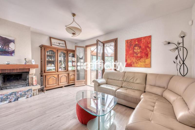 Maison - 114 m² - 5 pièces