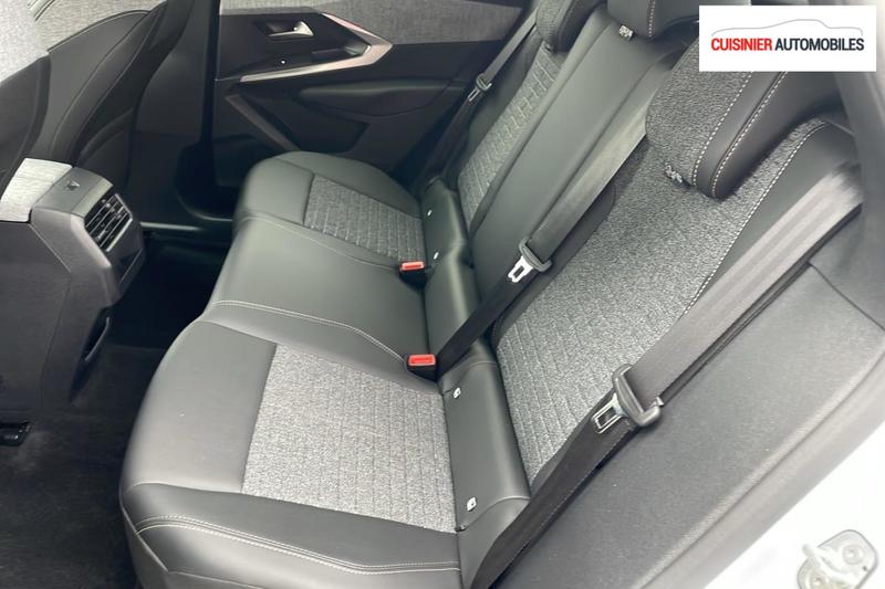 Peugeot 3008 Nouveau Hybrid 136 E-Dcs6 Allure