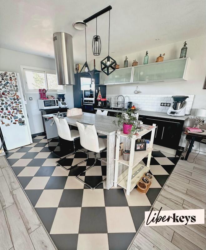 Maison - 115 m² - 5 pièces