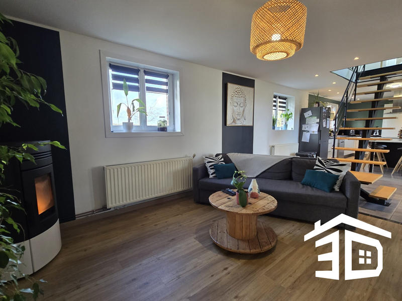 Maison - 180 m² - 8 pièces