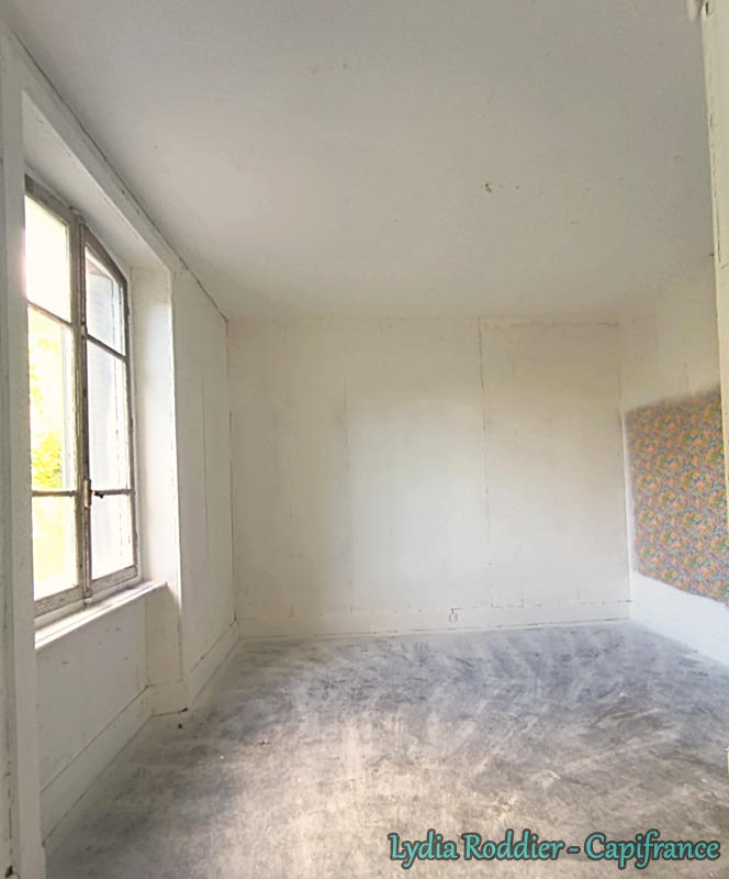 Immeuble - 243 m² - 15 pièces