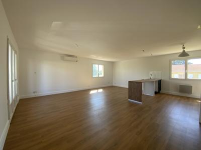 Maison jumelée - 91 m² - 5 pièces