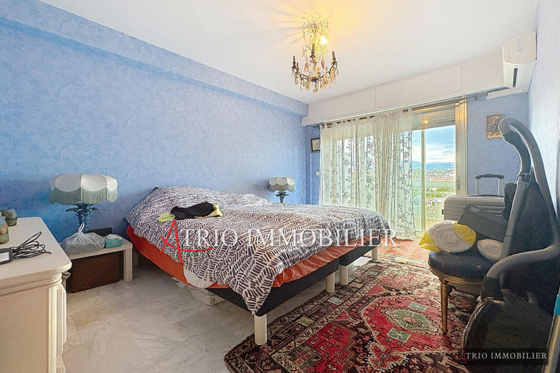 Appartement - 85 m² - 3 pièces