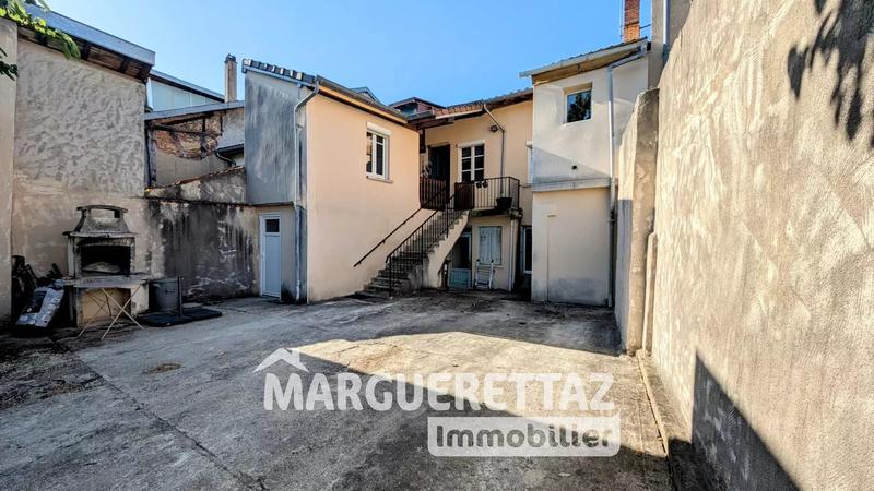 Appartement - 93 m² - 3 pièces