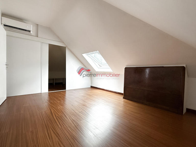 Bureau - 75 m² - 4 pièces