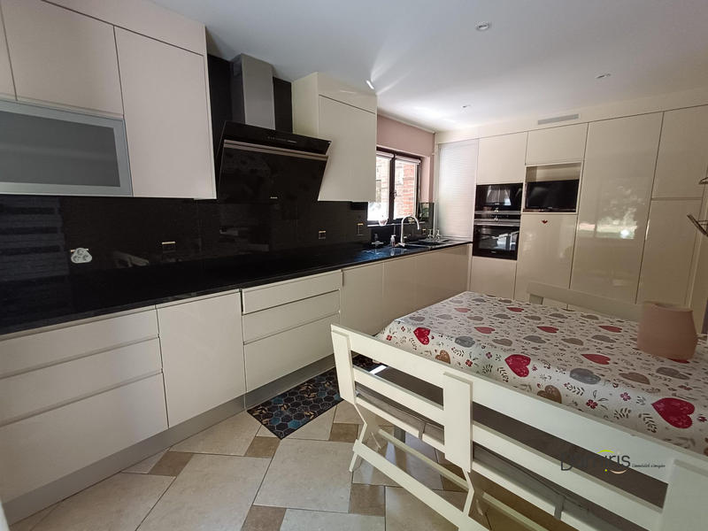 Maison - 162 m² - 5 pièces