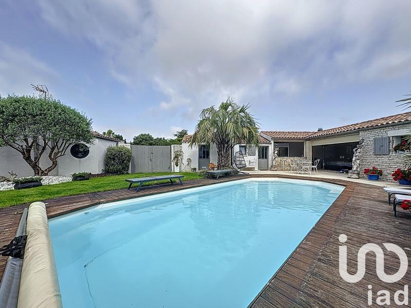 Maison de maîtres - 222 m² - 9 pièces