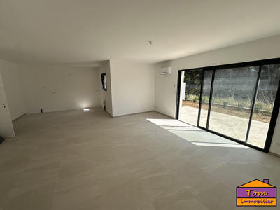 Villa - 107 m² - 4 pièces