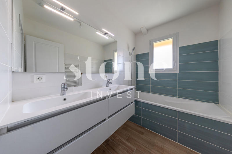 Maison - 165 m² - 7 pièces