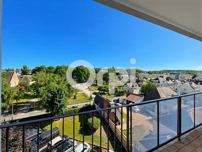 Appartement - 140 m² - 5 pièces