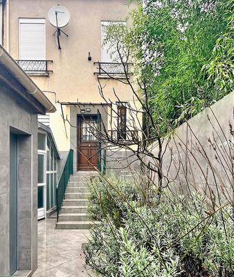 Maison - 120 m² - 8 pièces