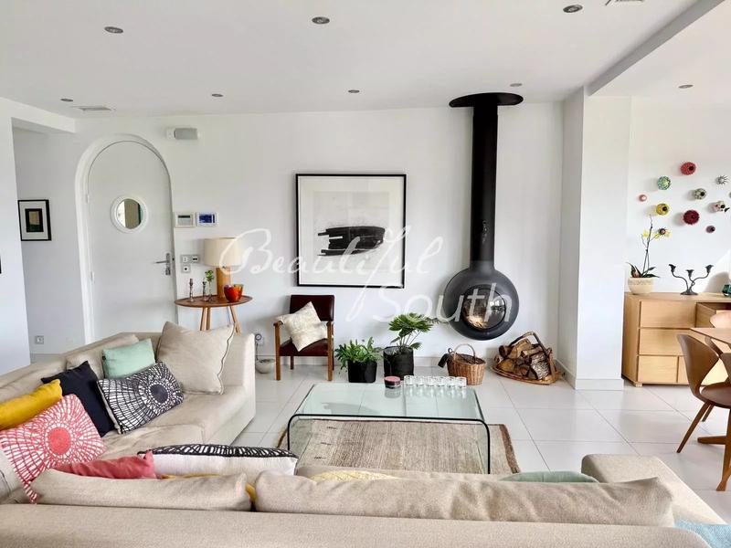 Villa - 159 m² - 6 pièces