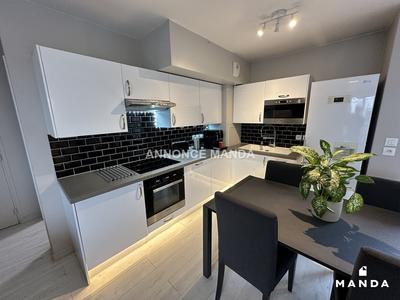 Appartement - 60 m² - 3 pièces