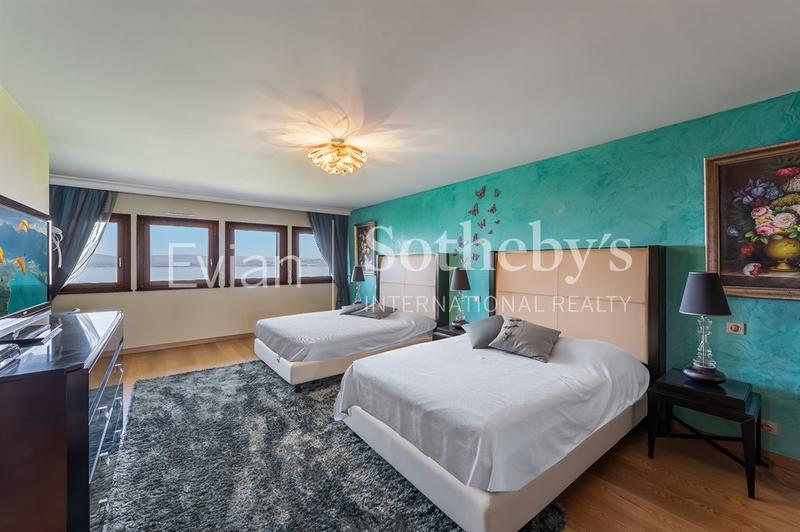 Maison - 480 m² - 7 pièces