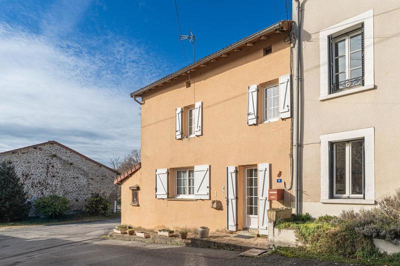 Maison - 90 m² - 5 pièces