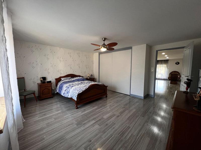 Maison - 168 m² - 3 pièces