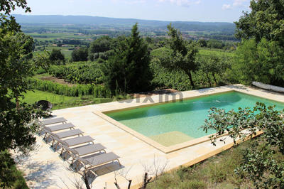 Mas - 302 m² - 11 pièces