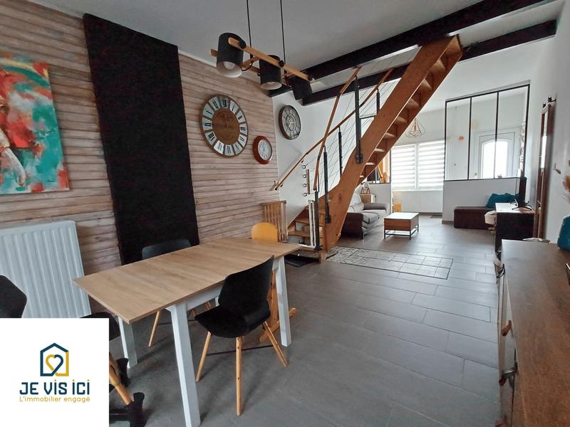 Maison - 95 m² - 4 pièces