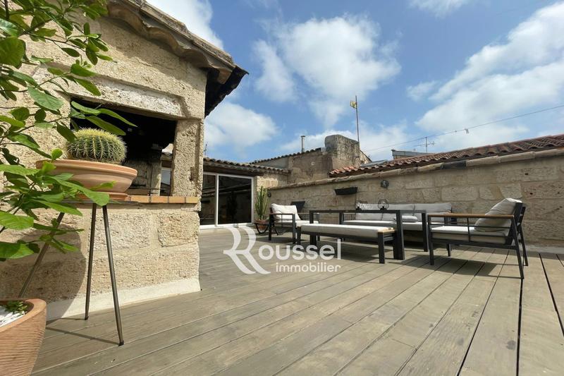 Maison - 274 m² - 10 pièces