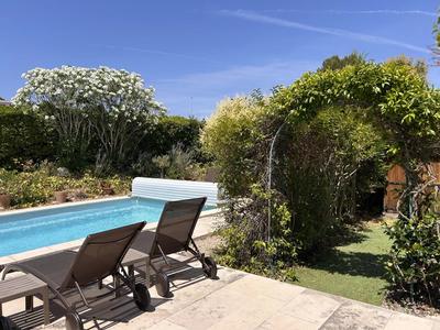 Maison - 180 m² - 6 pièces