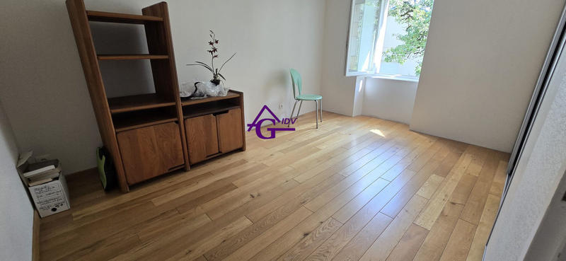 Maison ancienne - 215 m² - 6 pièces