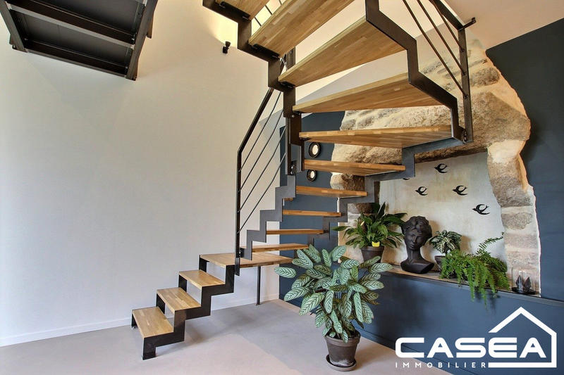 Maison ancienne - 326 m² - 14 pièces