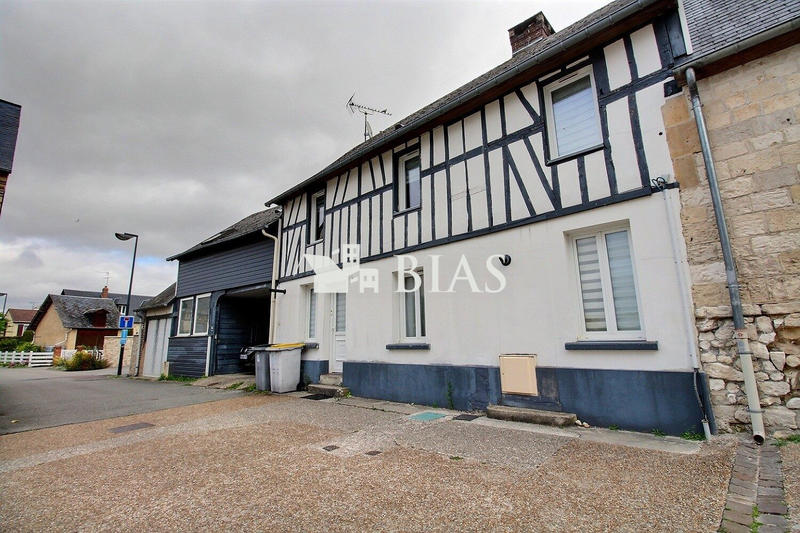 Maison ancienne - 130 m² - 6 pièces