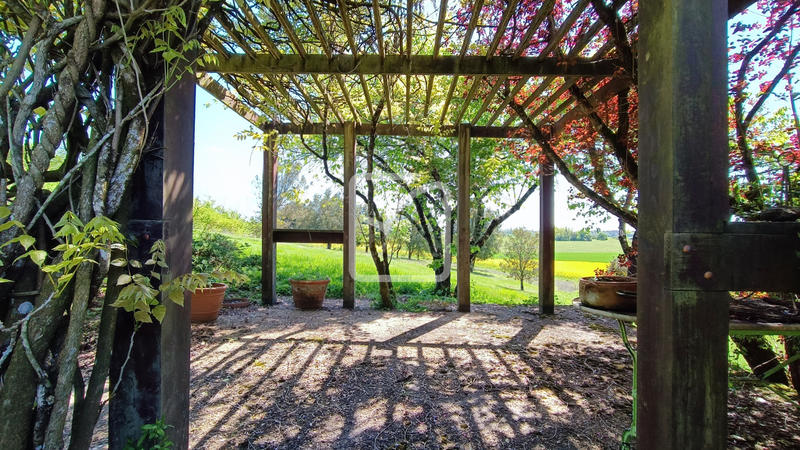 Maison - 183 m² - 6 pièces