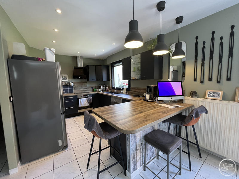 Maison - 120 m² - 5 pièces