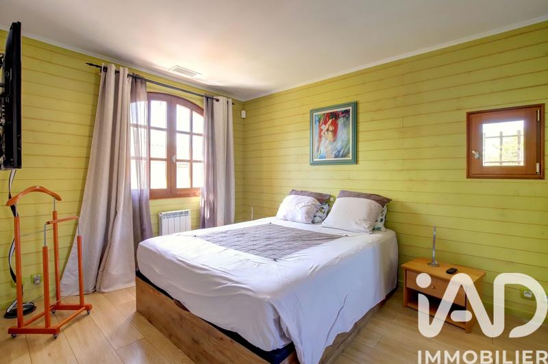 Maison - 96 m² - 5 pièces