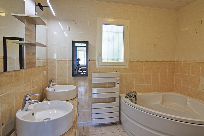 Maison - 104 m² - 5 pièces