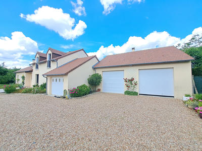 Maison - 143 m² - 7 pièces