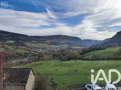 Maison - 165 m² - 8 pièces