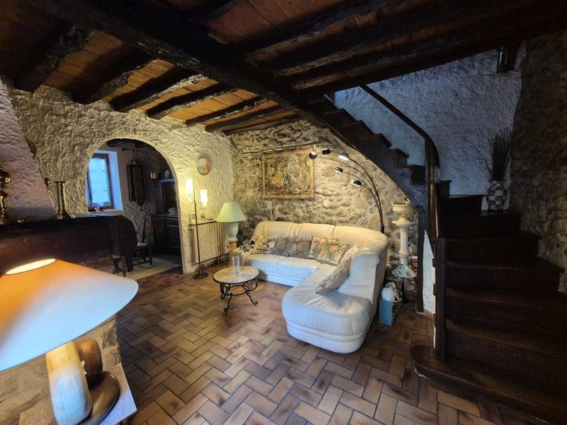 Maison de village - 180 m² - 7 pièces