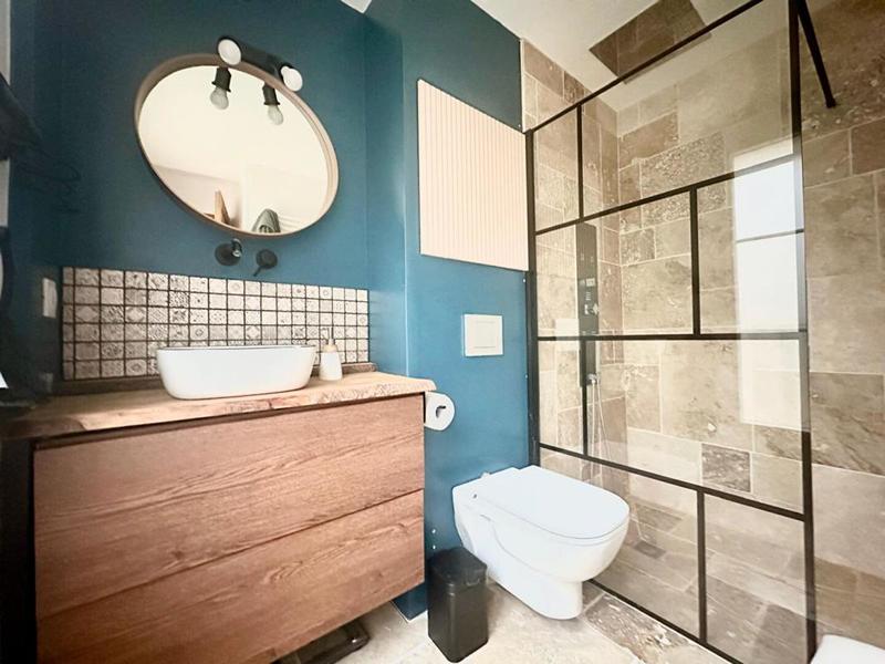 Maison - 255 m² - 11 pièces