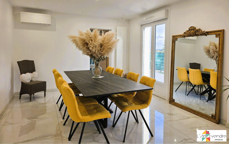 Maison - 170 m² - 6 pièces