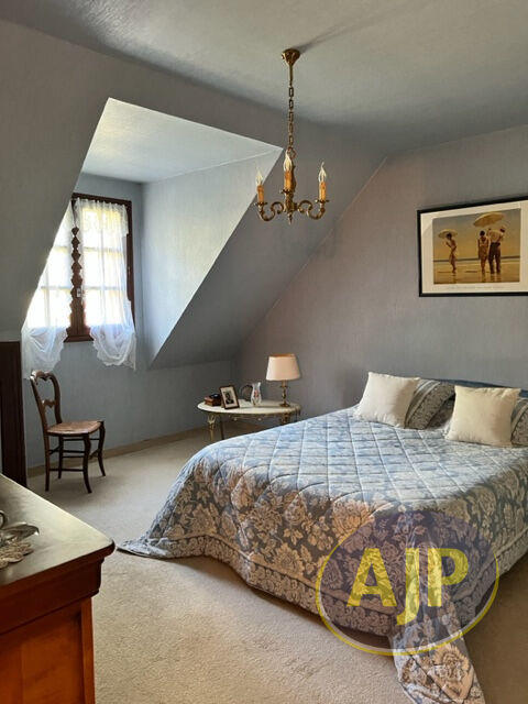 Maison - 143 m² - 6 pièces