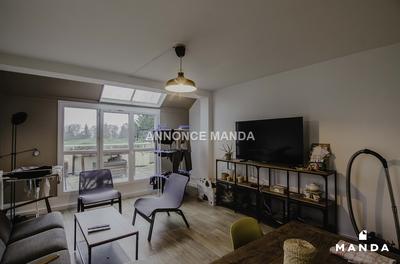 Chambre - 9 m² - 5 pièces