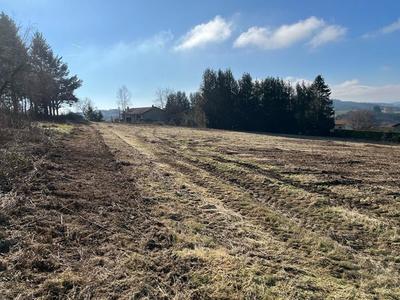 Terrain constructible - 1 000 m²