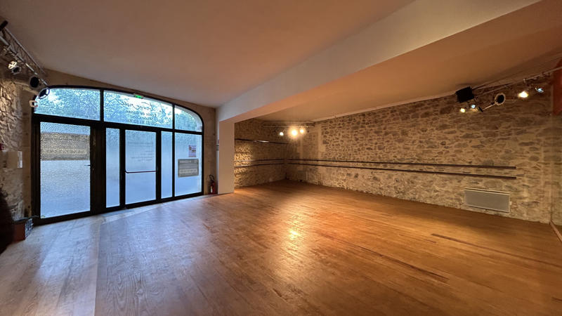 Local commercial - 84 m²