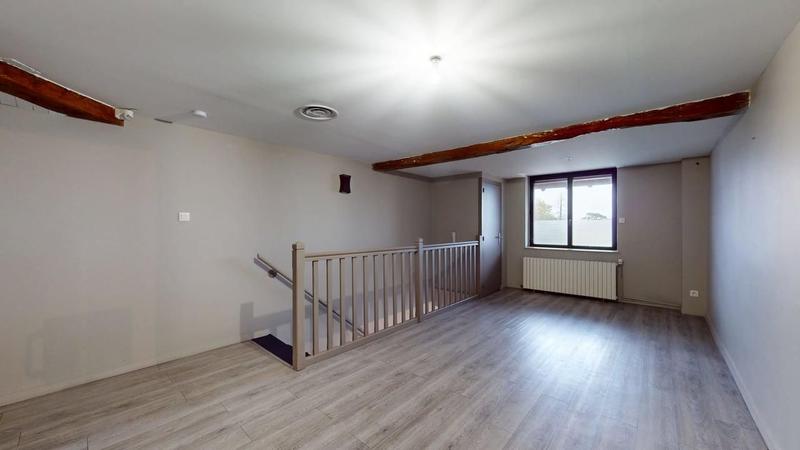 Maison - 260 m² - 9 pièces