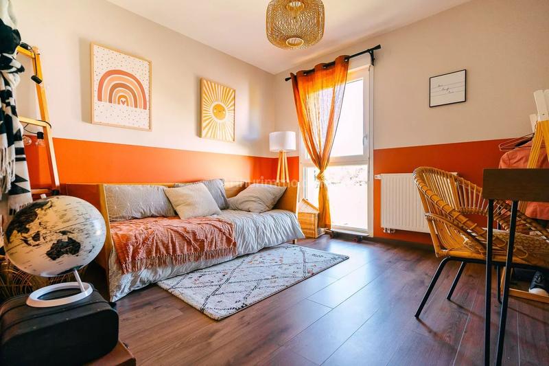 Appartement - 83 m² - 4 pièces