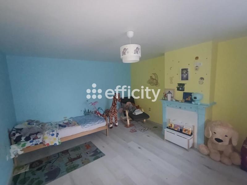 Maison - 233 m² - 6 pièces