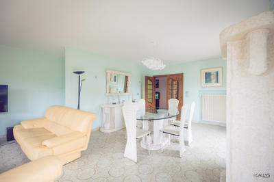 Maison - 183 m² - 7 pièces