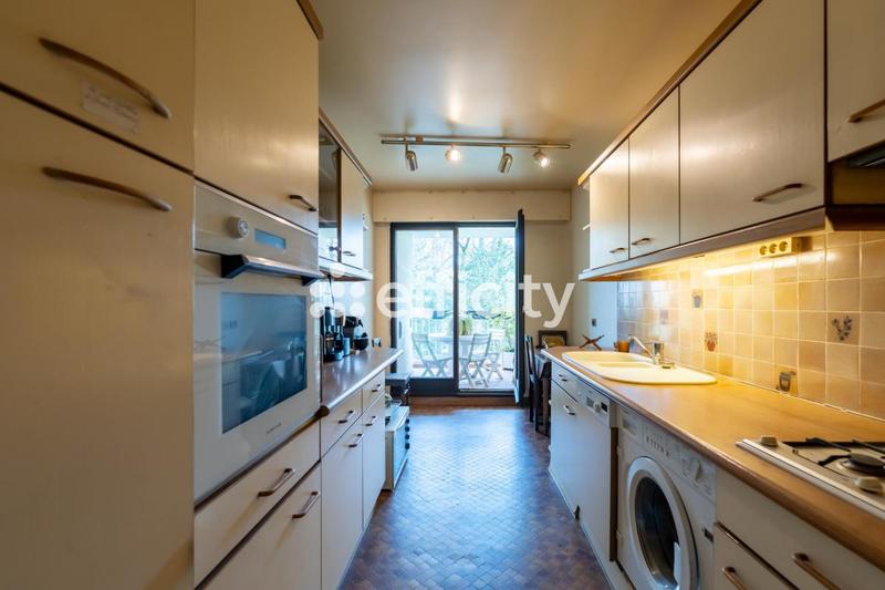 Appartement - 92 m² - 4 pièces