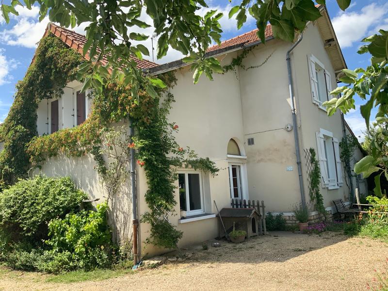 Maison - 122 m² - 5 pièces