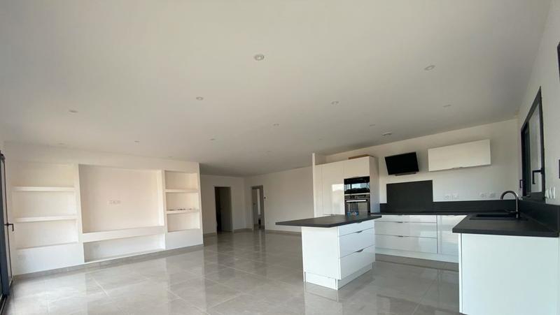 Maison - 123 m² - 4 pièces