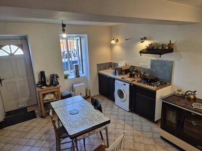 Maison - 93 m² - 5 pièces